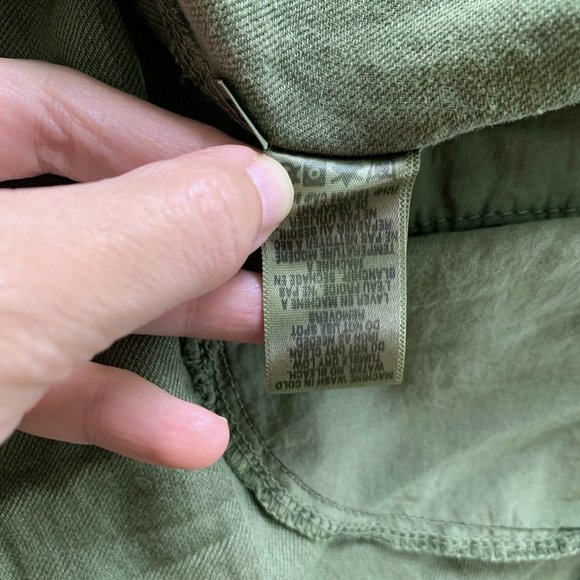 New with tags Bella Dahl - Flap Pocket Herb Green Dress - Size M - Made in USA - Picture 8 of 10